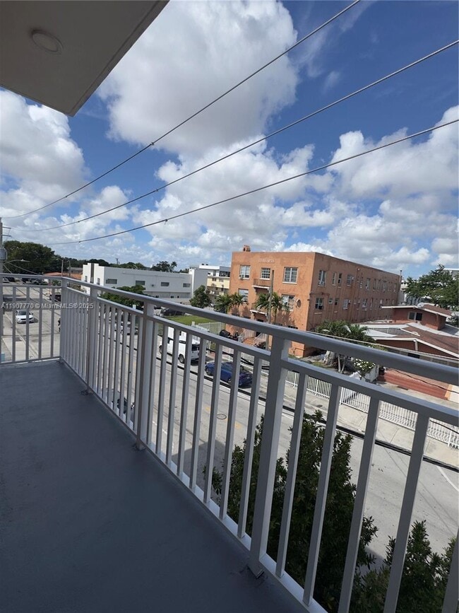 Photo - 1534 NW 1st St Unit 305