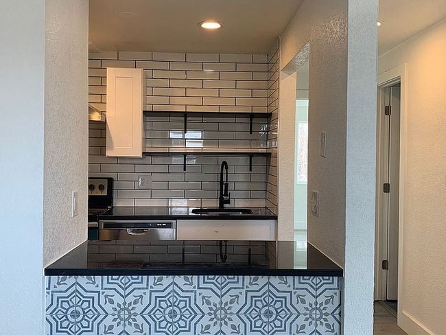 Photo - 1287 Wolff St Unit 4