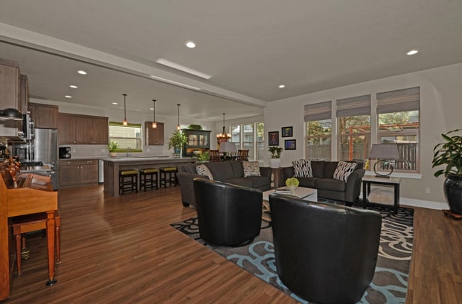 Photo - Beautiful 3 Bed/2.5 Bath Home in NW Bend - Via Cambria