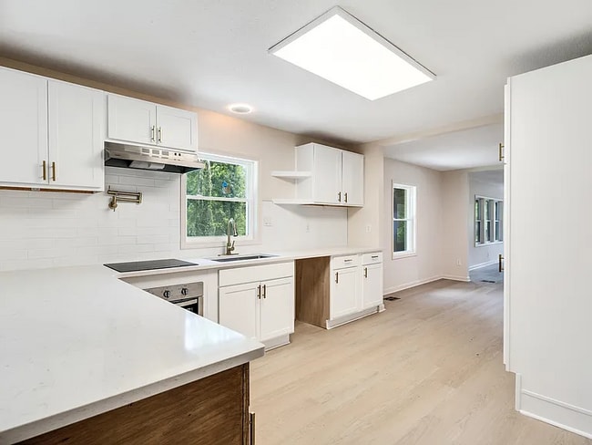 Photo - 7441 Walsh Rd