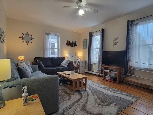 Photo - 11 Hammond St Unit 2