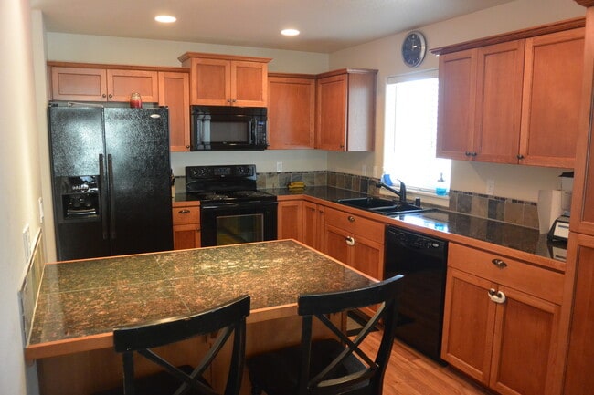 Photo - 7610 NE 61st Way