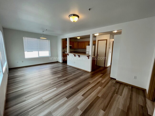 Photo - Broadway Apartments