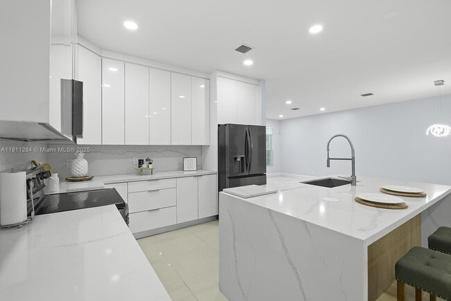 Photo - 16296 SW 26th St