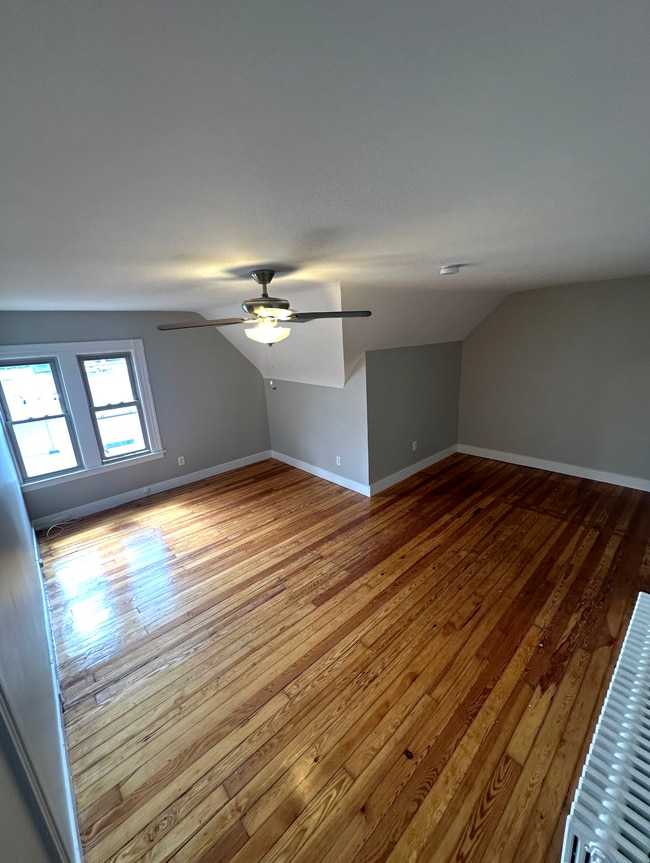 Building Photo - 398 Whalley Ave Unit 3