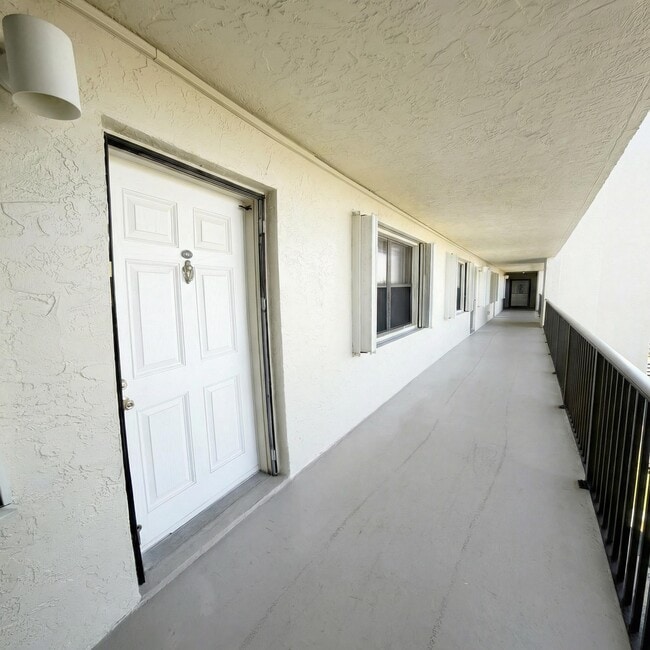 Photo - 4250 N Hwy A1A Unit 805