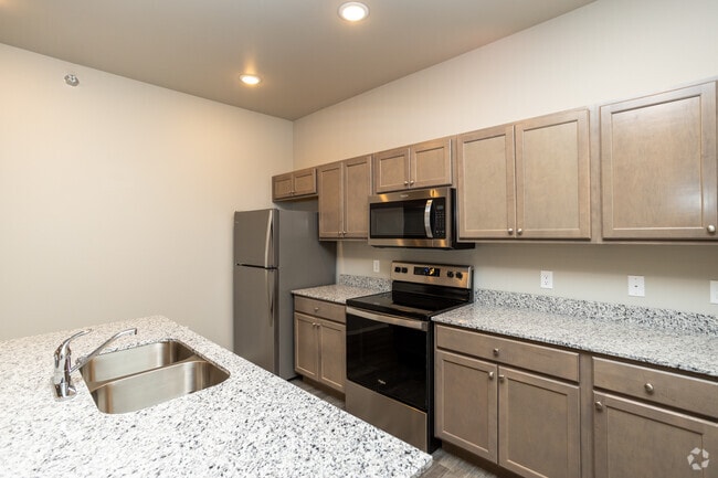1BR, 1BA - 730SF - Kitchen