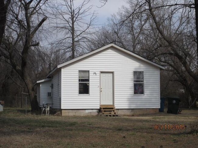 Building Photo - Cute Move in Ready Midwest City Rental