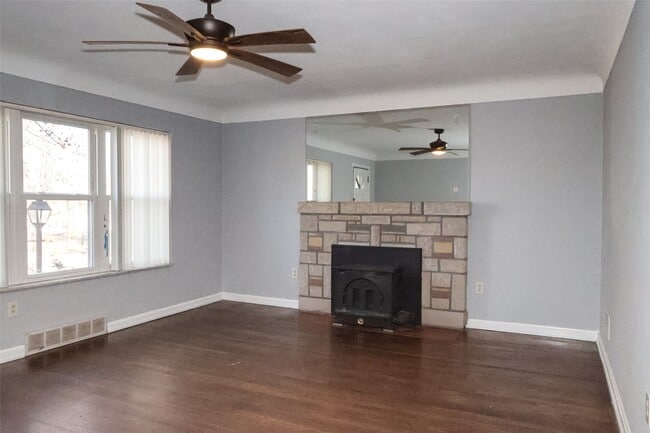 Photo - 934 Forder Rd