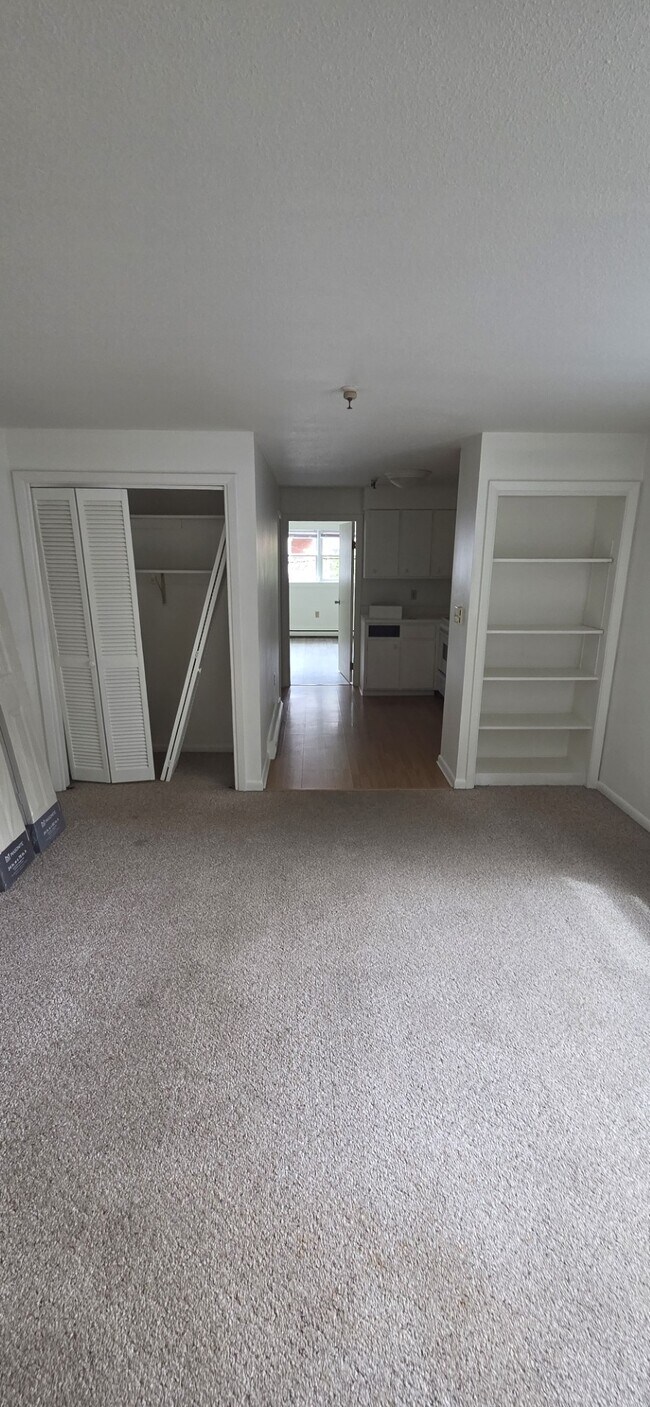 Apartment 6, Living Room