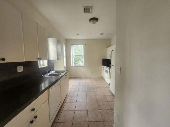 Photo - 3408 Shoma Dr