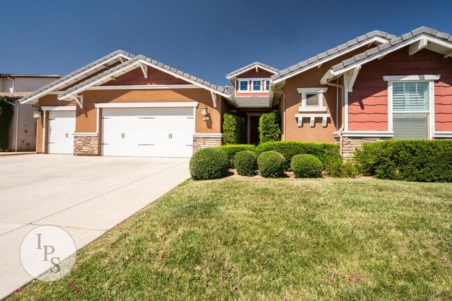 Building Photo - Harlan Ranch Home, 4BR/2.5BA, Built 2015 - Lots of Amenities