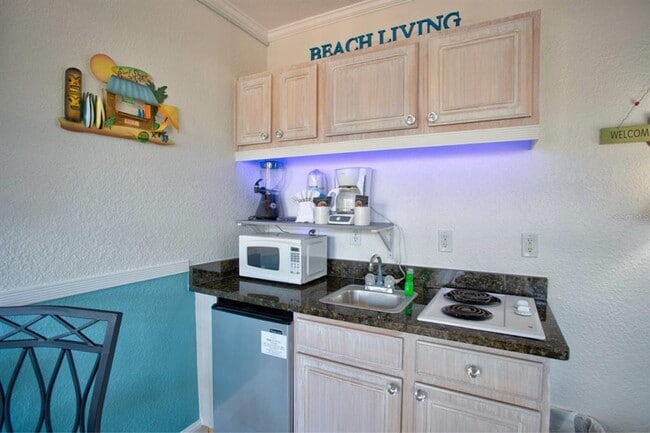 Photo - 16333 Gulf Blvd Unit 4