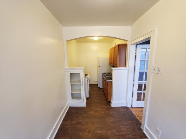 Studio - Kitchen