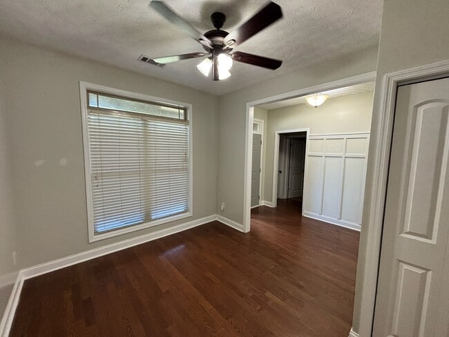 Photo - This Cute Home Is Everything You've Been Looking For! In A Quiet Subdivision With No Hoa