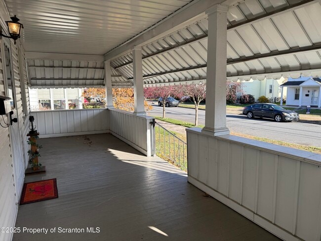 Photo - 301 Monument Ave