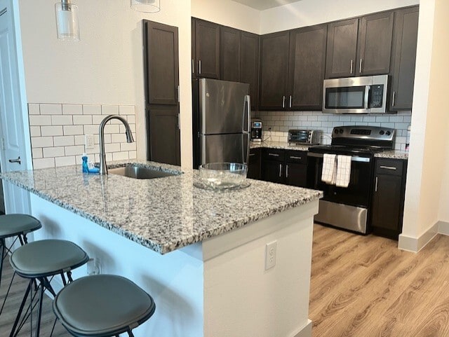 Kitchen area - Avenue at Sycamore Park