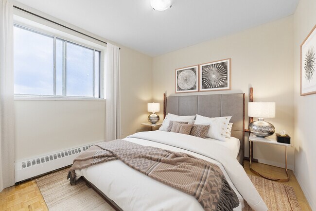 Photo - Flower Town Apartments