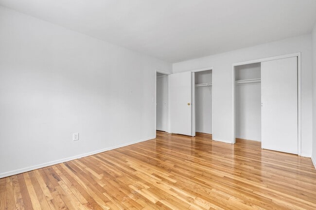 5th Avenue Apartments