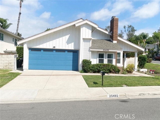 Building Photo - 25492 Sarita Dr Rental