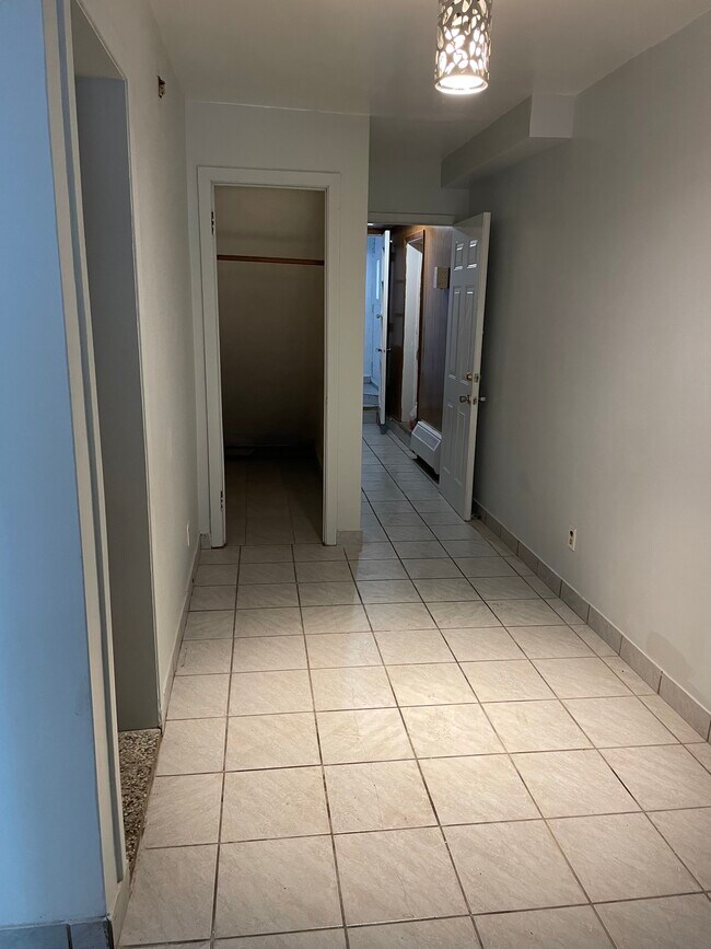 Photo - 7020 Rue Birnam Unité B