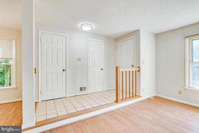 Photo - 1645 Oak Spring Way