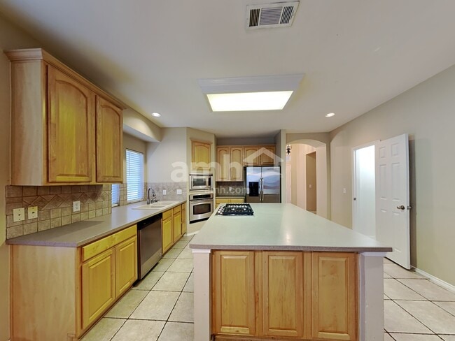 Photo - 2850 Del Largo Way