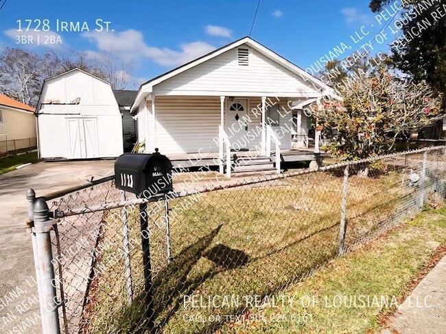 Photo - 1728 Irma St