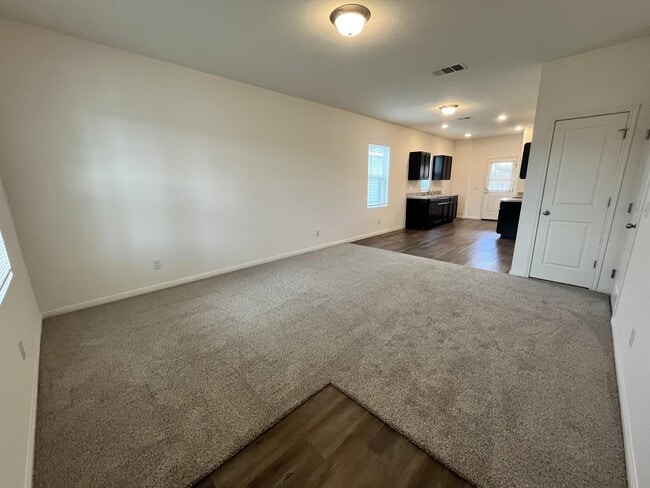 Photo - 880 Bunton Reserve Blvd