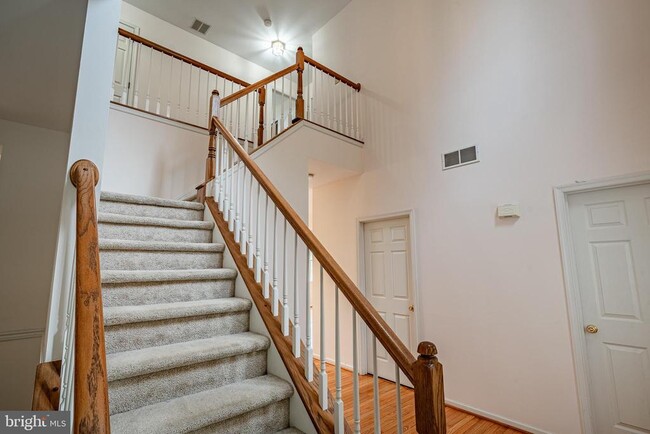 Photo - 129 Spur Ln