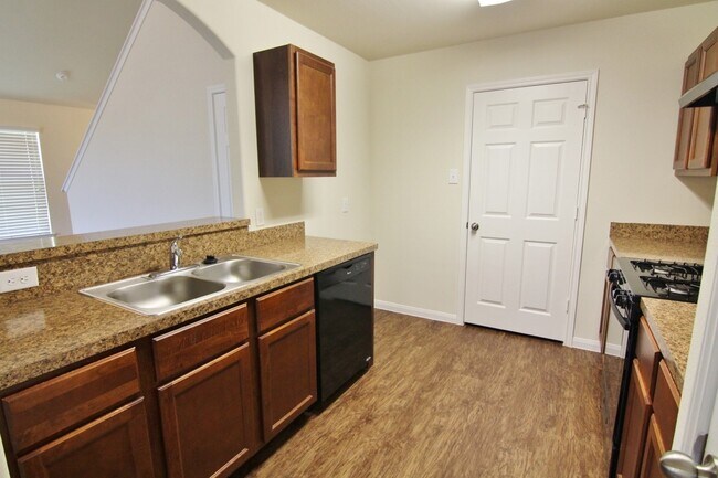 5807 Santa Cecilia Ln