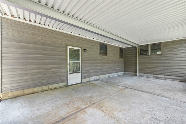 Photo - 1414 S W Ave