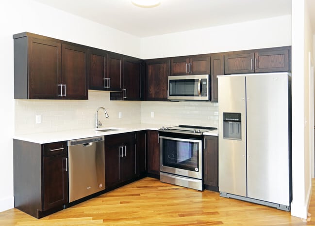 The Bromley at 44 Main
