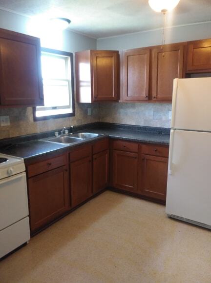 Building Photo - 702 Jackson St Unit B Rental