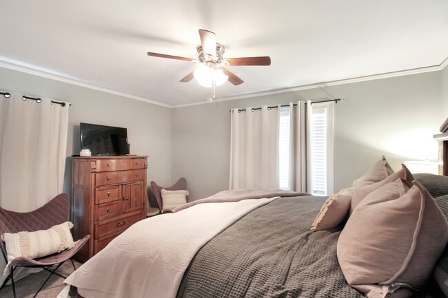Photo - 1849 Parkridge Dr