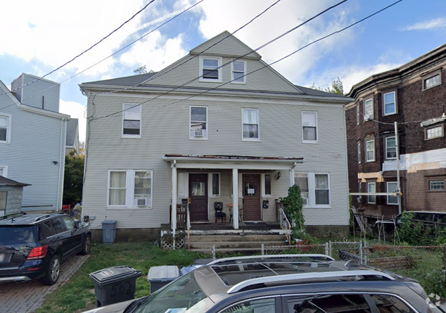 Building Photo - 4 Haskell St Unit 1 Rental