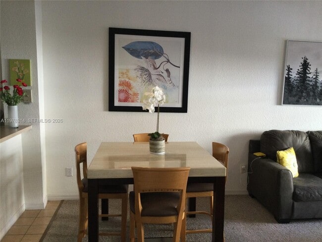 Photo - 4601 Yellowgold Rd W