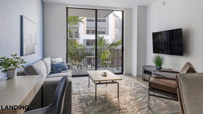 3830 NW 11th St Unit 1-207