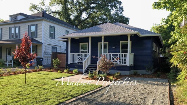 Photo - 1481 Montgomery St House