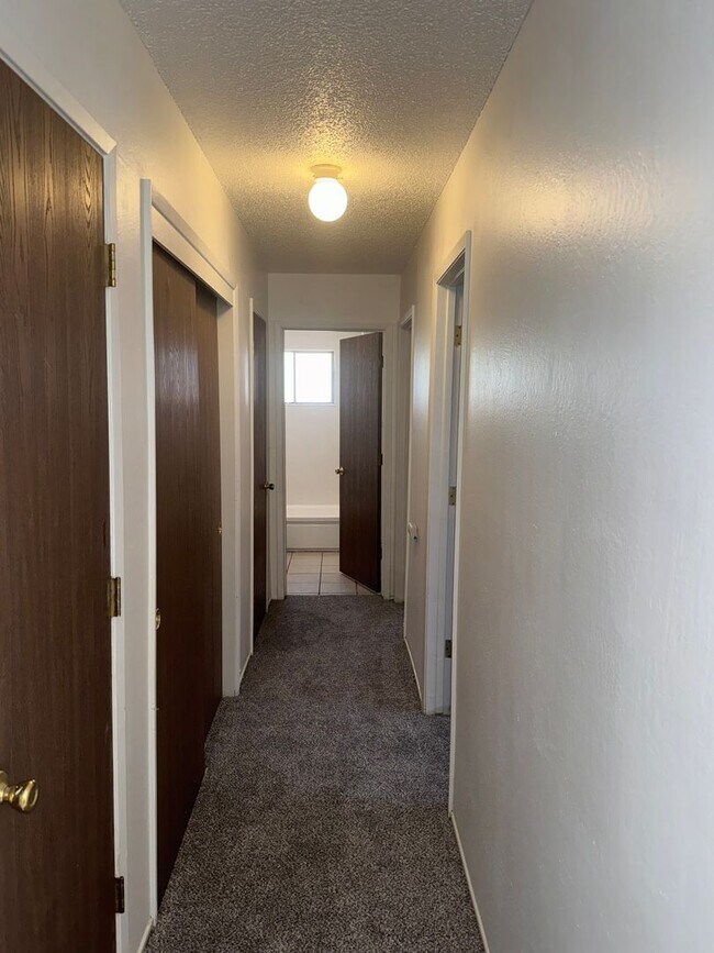 Photo - Ellenwood Duplex Unidad 10161