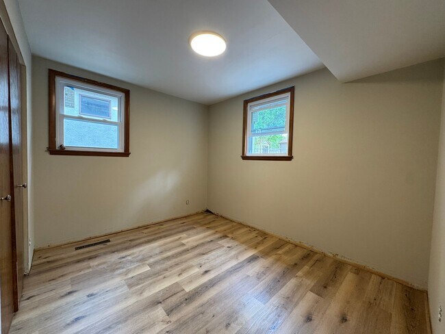 Photo - 5971 Main St NE Unidad 5971