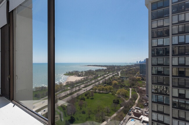 Photo - 5455 N Sheridan Rd Condo Unit 3310