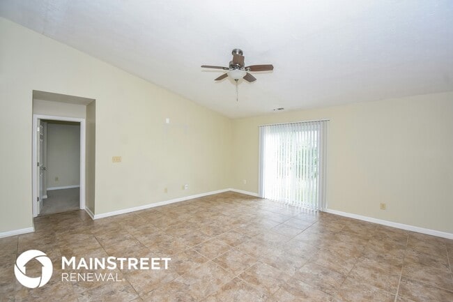 Photo - 2220 Rossington Ln