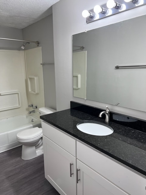 Yarmouth Green Apartment Homes