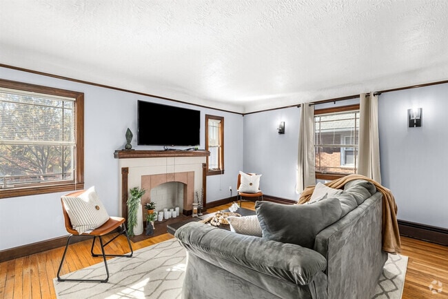 Building Photo - 522 W Hudson Ave Rental
