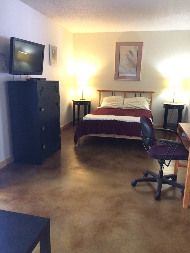 Photo - 500 E Riverside Dr Condo Unit 141