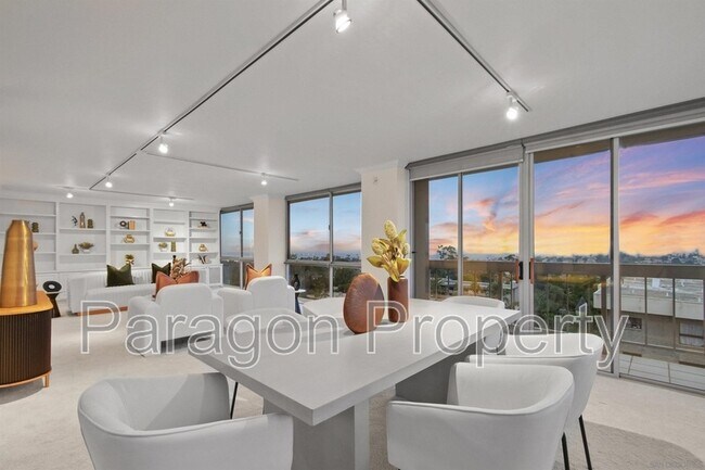 Building Photo - 3535 1st Ave Unit 8B