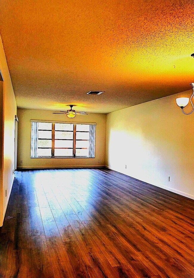Photo - 5890 Sugar Palm Ct Unit F