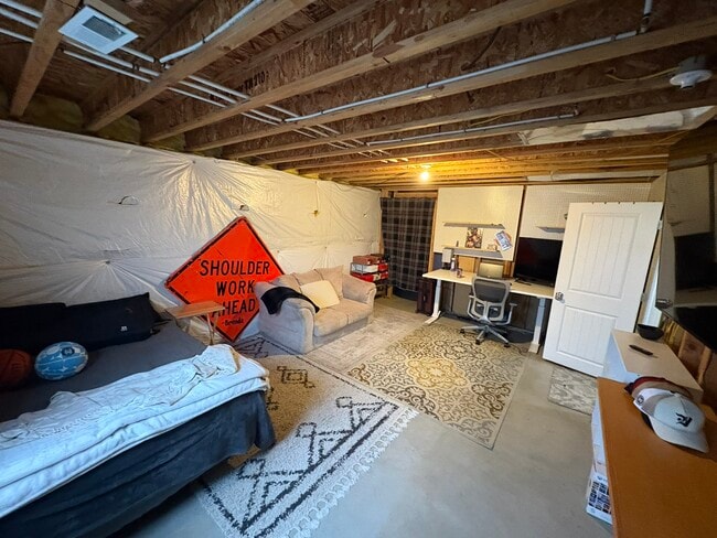 Photo - 491 Red Oak Dr