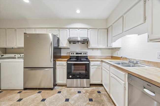 Photo - 453 N Post Oak Ln